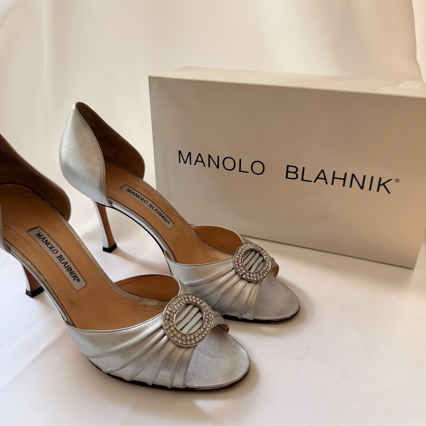 Manolo Blahnik Sedaraby Crystal d'Orsay Heels