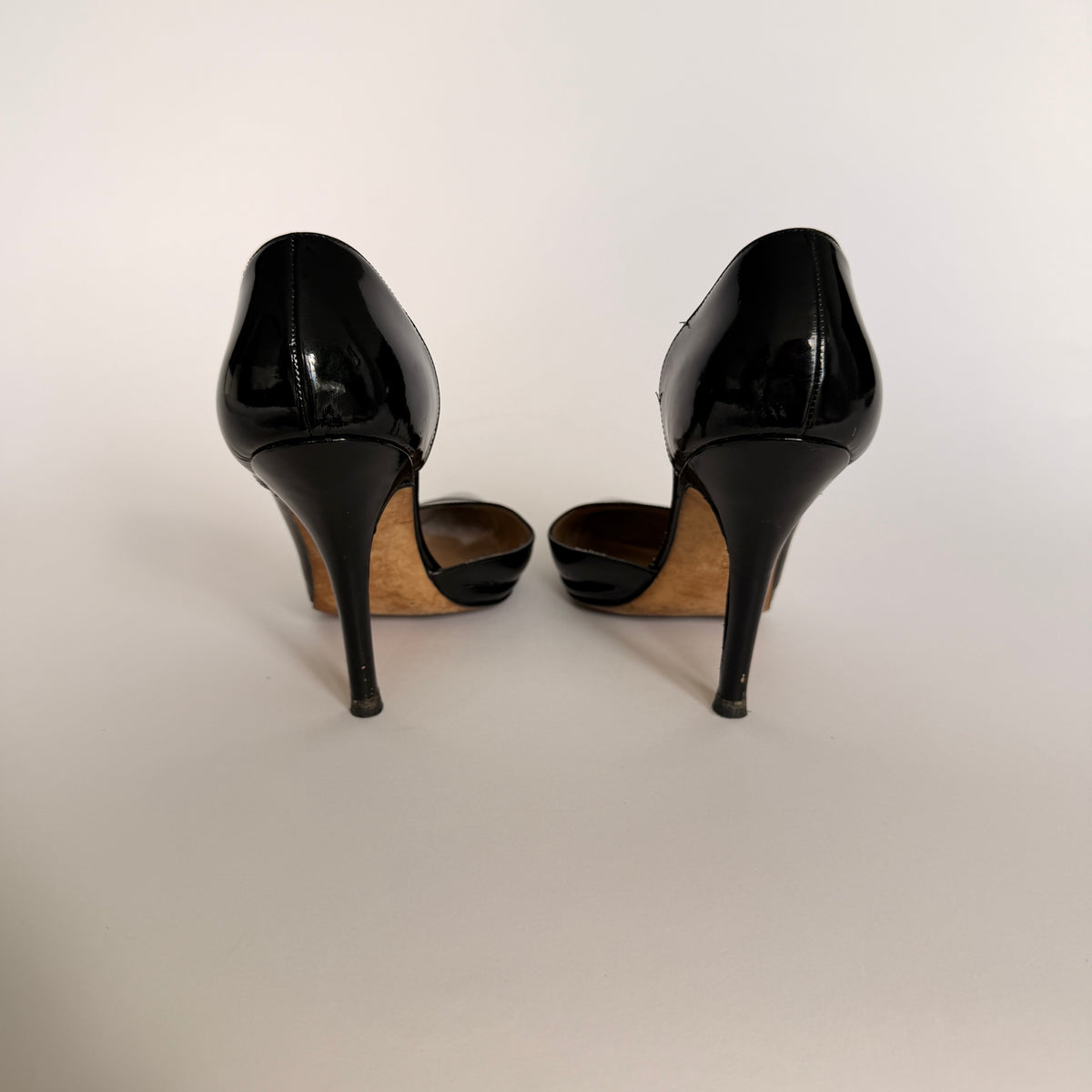 Manolo Blahnik Tucciomod Pump (37.5)