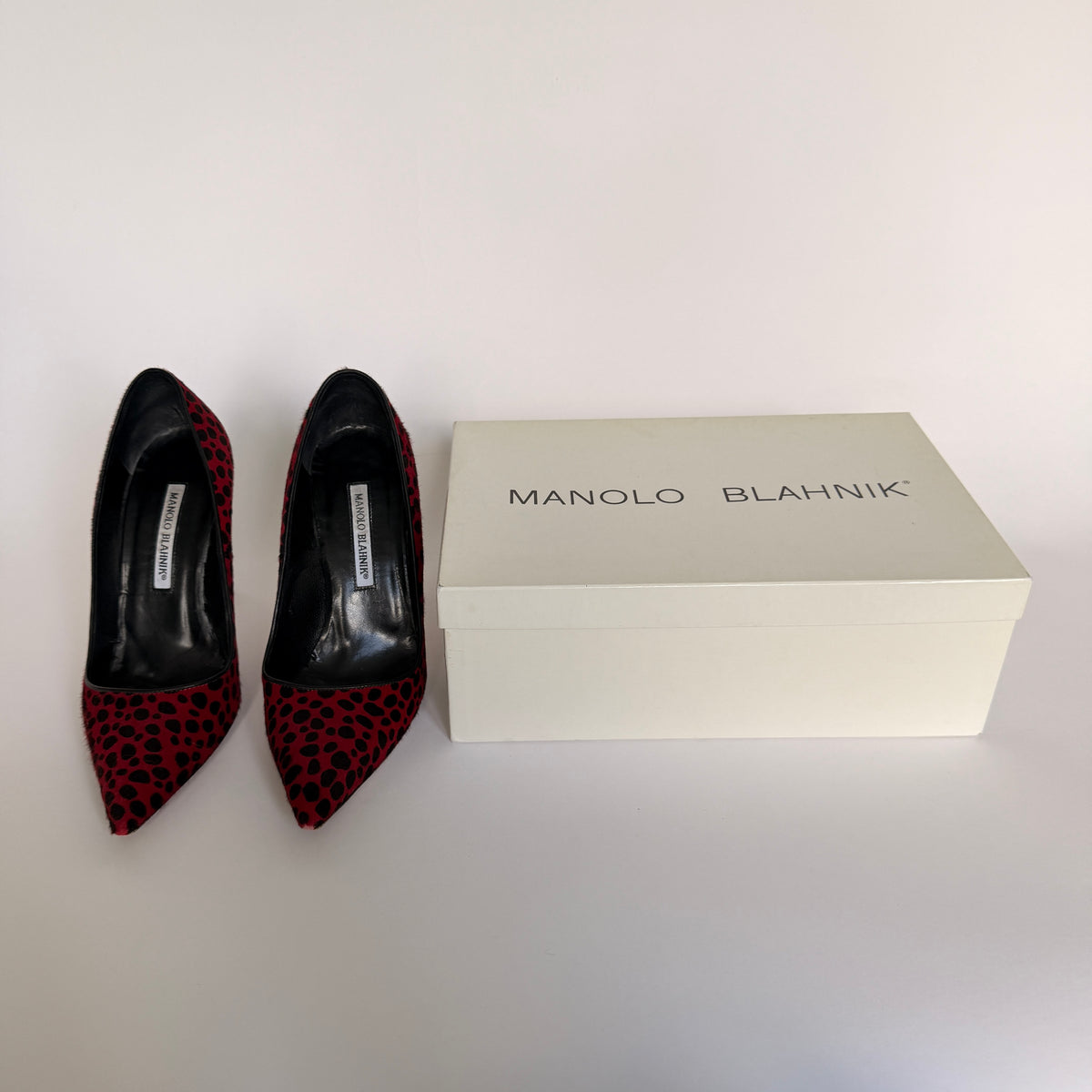 Manolo Blahnik BB Pump in Red/Black Haircalf  (37.5)