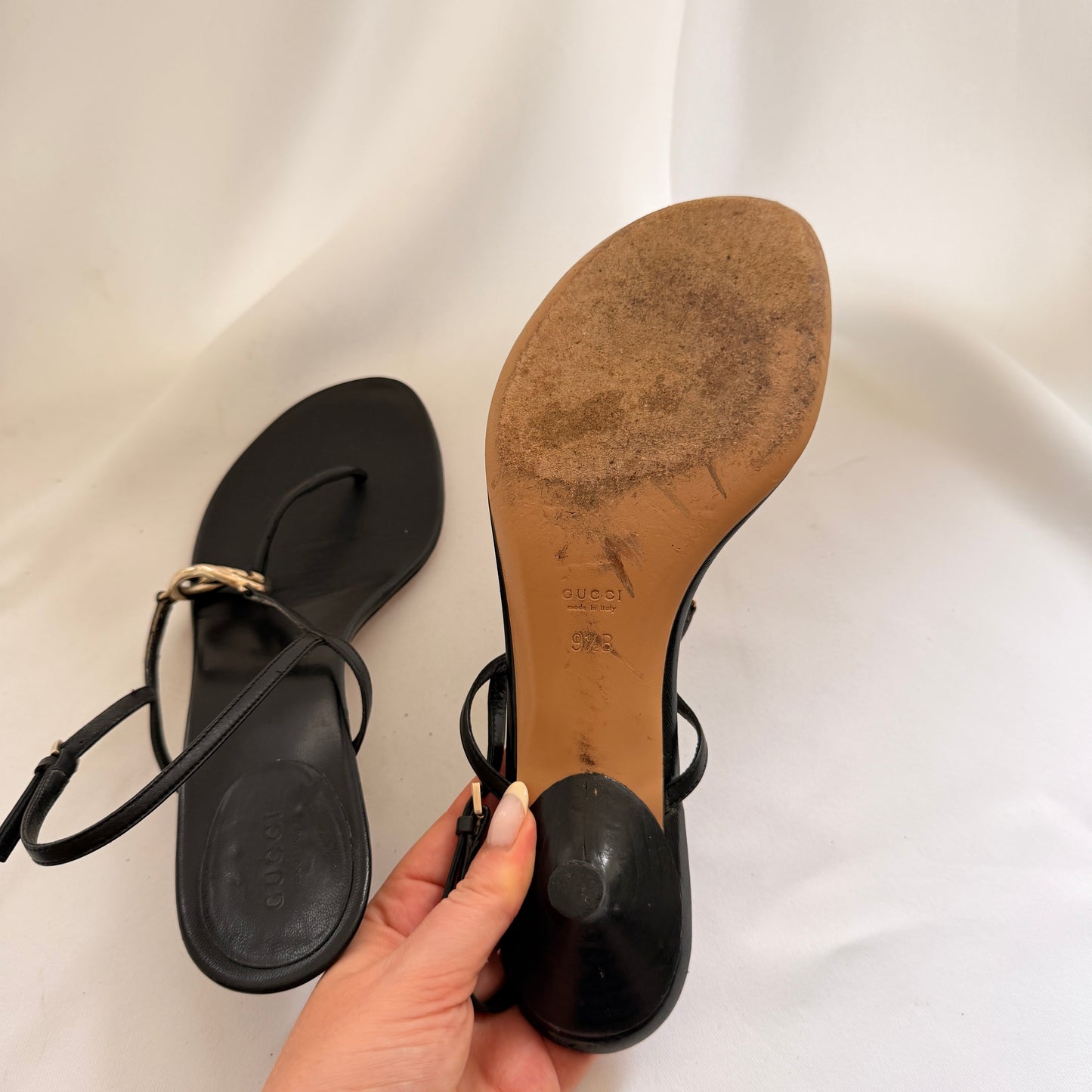 Vintage Gucci Flip Flop Sandals