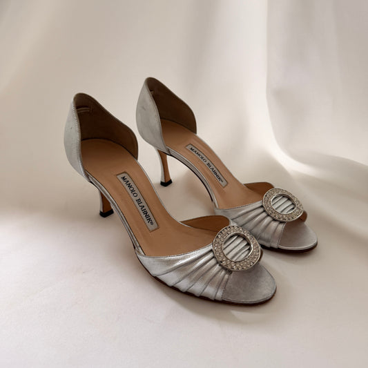 Manolo Blahnik Sedaraby Crystal d'Orsay Heels - Silver 36