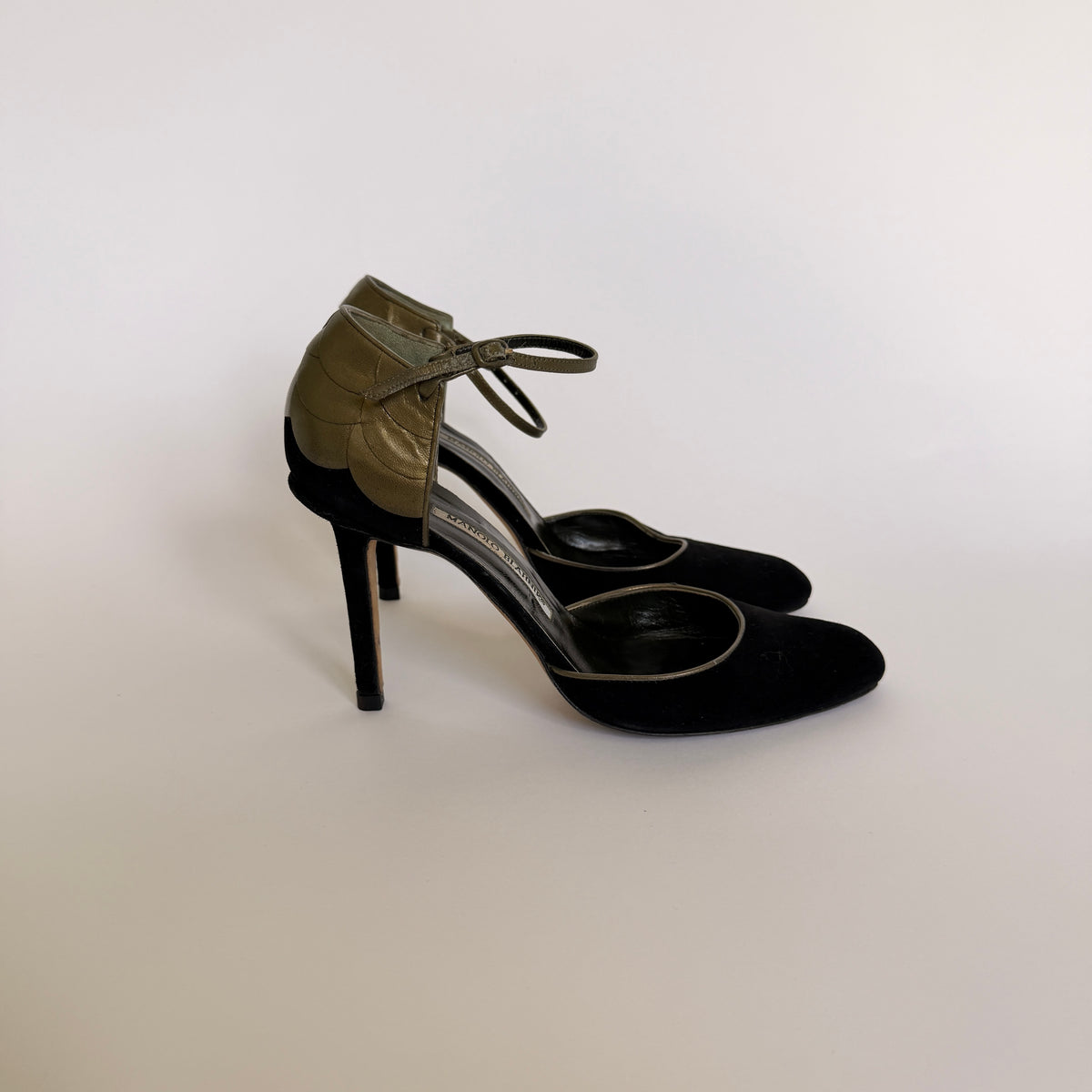 Manolo Blahnik Suede Black and Gold Pumps