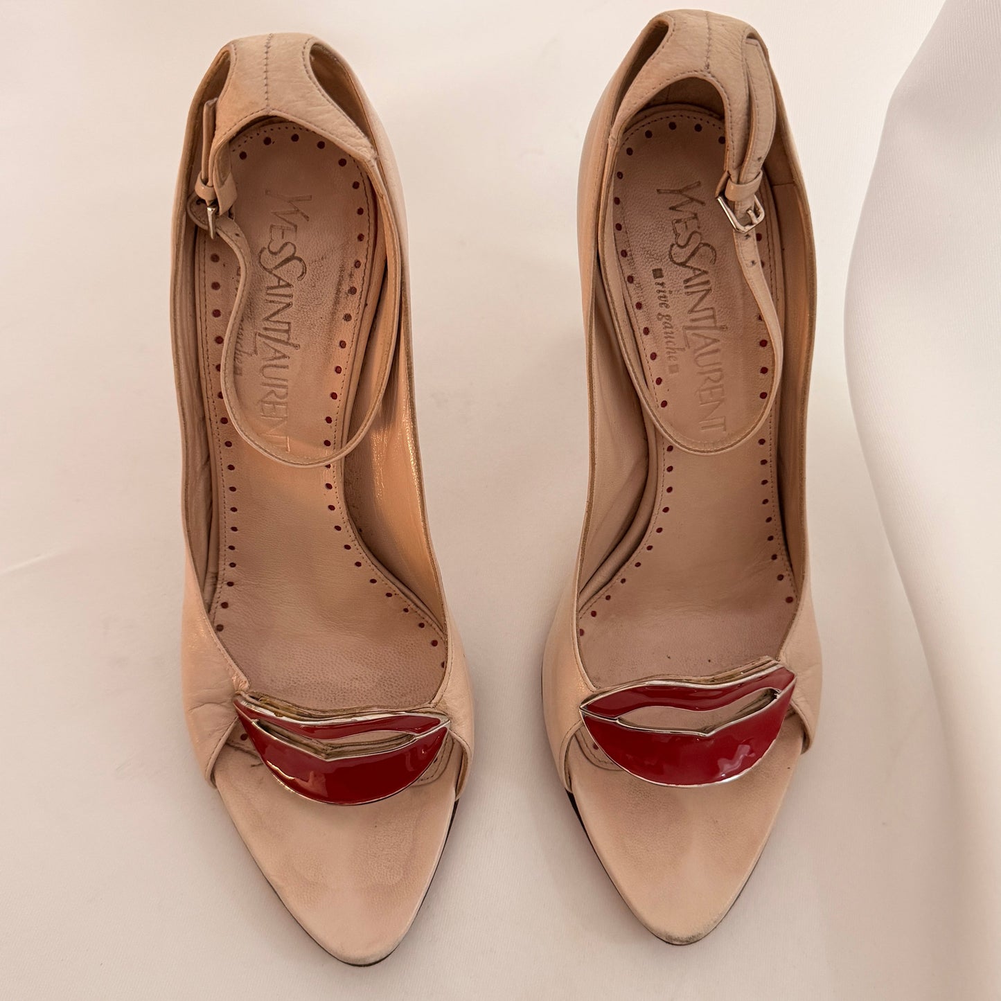 Yves Saint Laurent Lips Heels