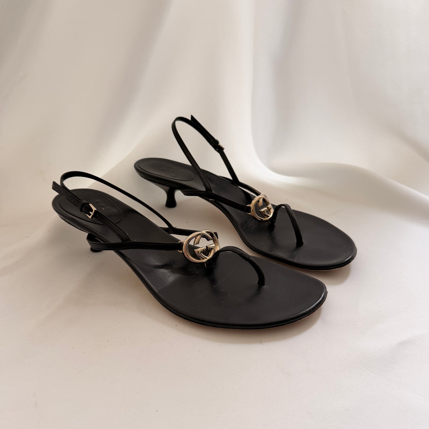 Vintage Gucci Flip Flop Sandals