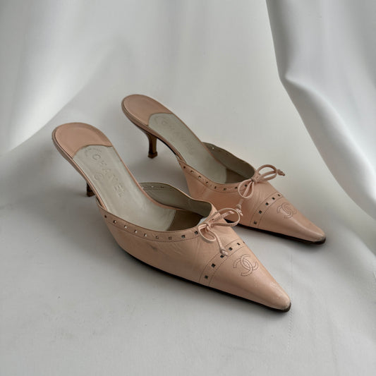 Vintage CC Logo Chanel Mules